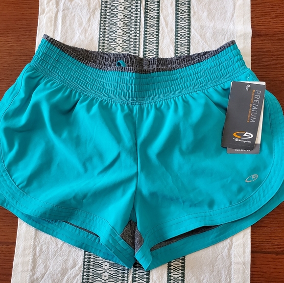 NWT Women's C9 by Champion Shorts - Picture 1 of 6